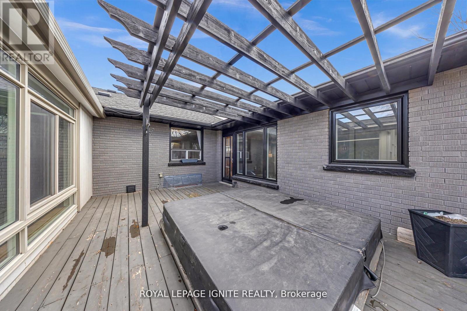 806 Henry Street, Whitby, Ontario  L1N 5E3 - Photo 20 - E12400398