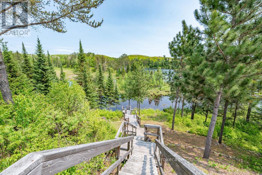 188 Paugh Lake Road, Madawaska Valley, Ontario  K0J 1B0 - Photo 7 - X12400561