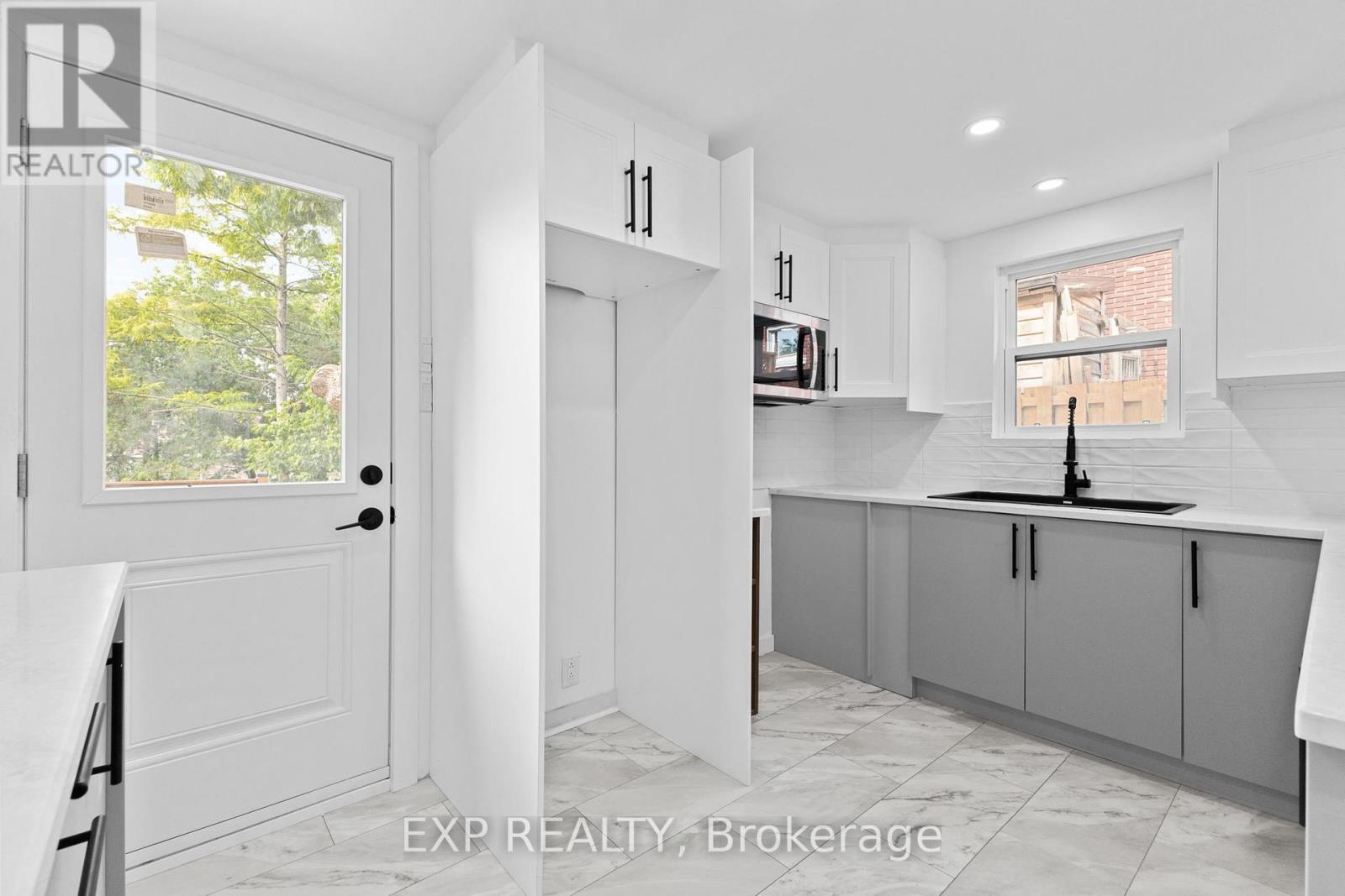 145 Willow Street, Ottawa, Ontario  K1R 6W2 - Photo 14 - X12400487