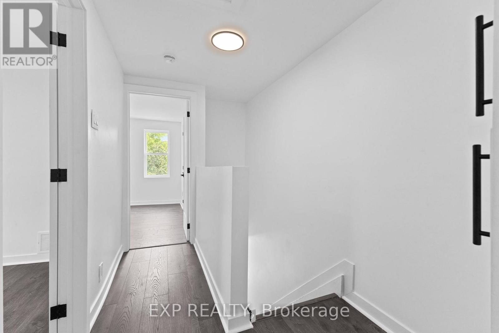 145 Willow Street, Ottawa, Ontario  K1R 6W2 - Photo 21 - X12400487