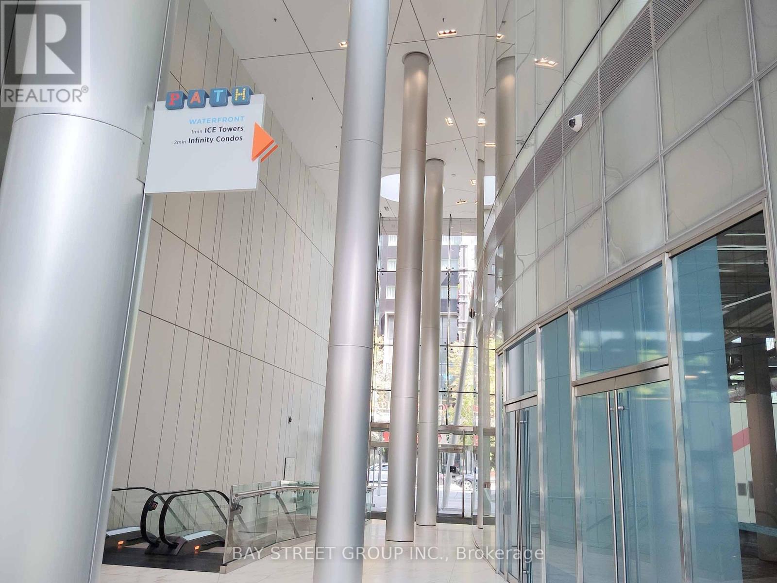 5006 - 12 York Street, Toronto (Waterfront Communities), Ontario  M5J 0A9 - Photo 24 - C12398617