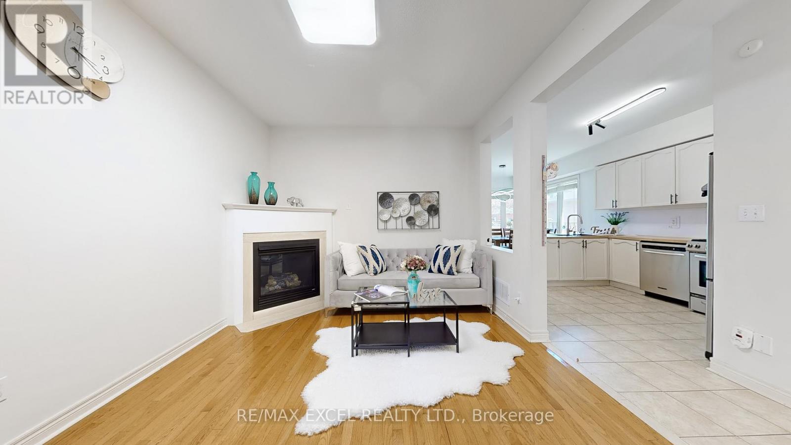 Property at 809 CORNELL ROUGE BOULEVARD image 3