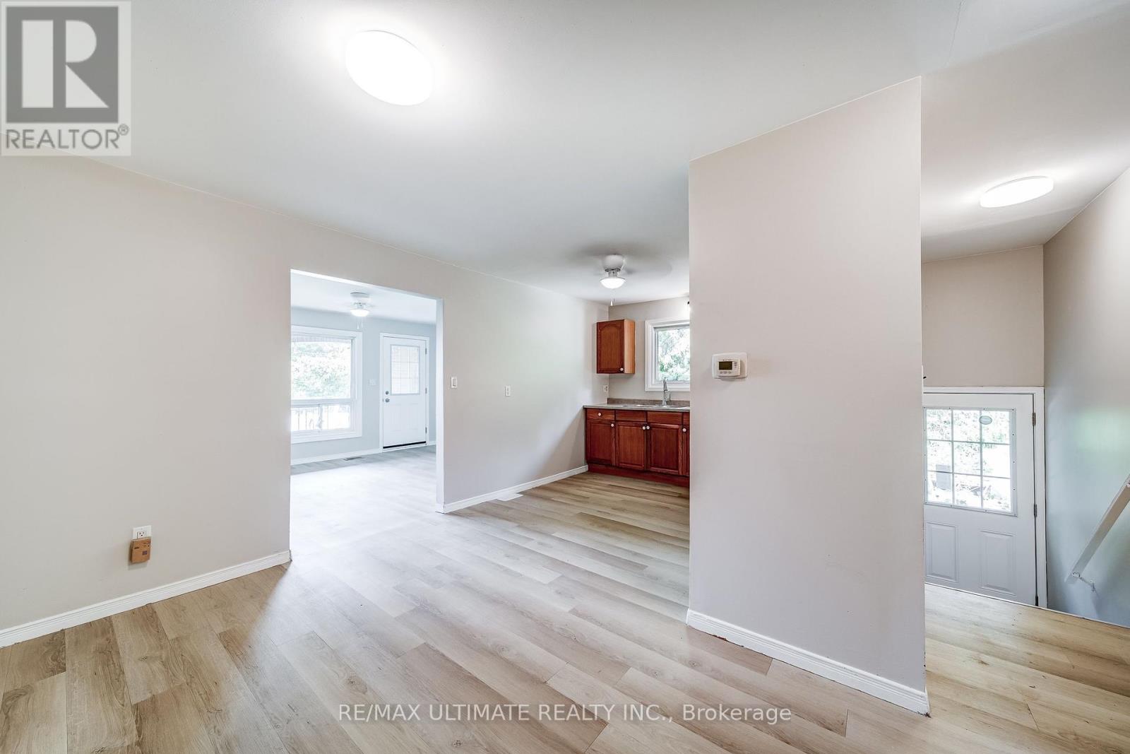 25037 Maple Beach Road, Brock (Beaverton), Ontario  L0K 1A0 - Photo 11 - N12400427