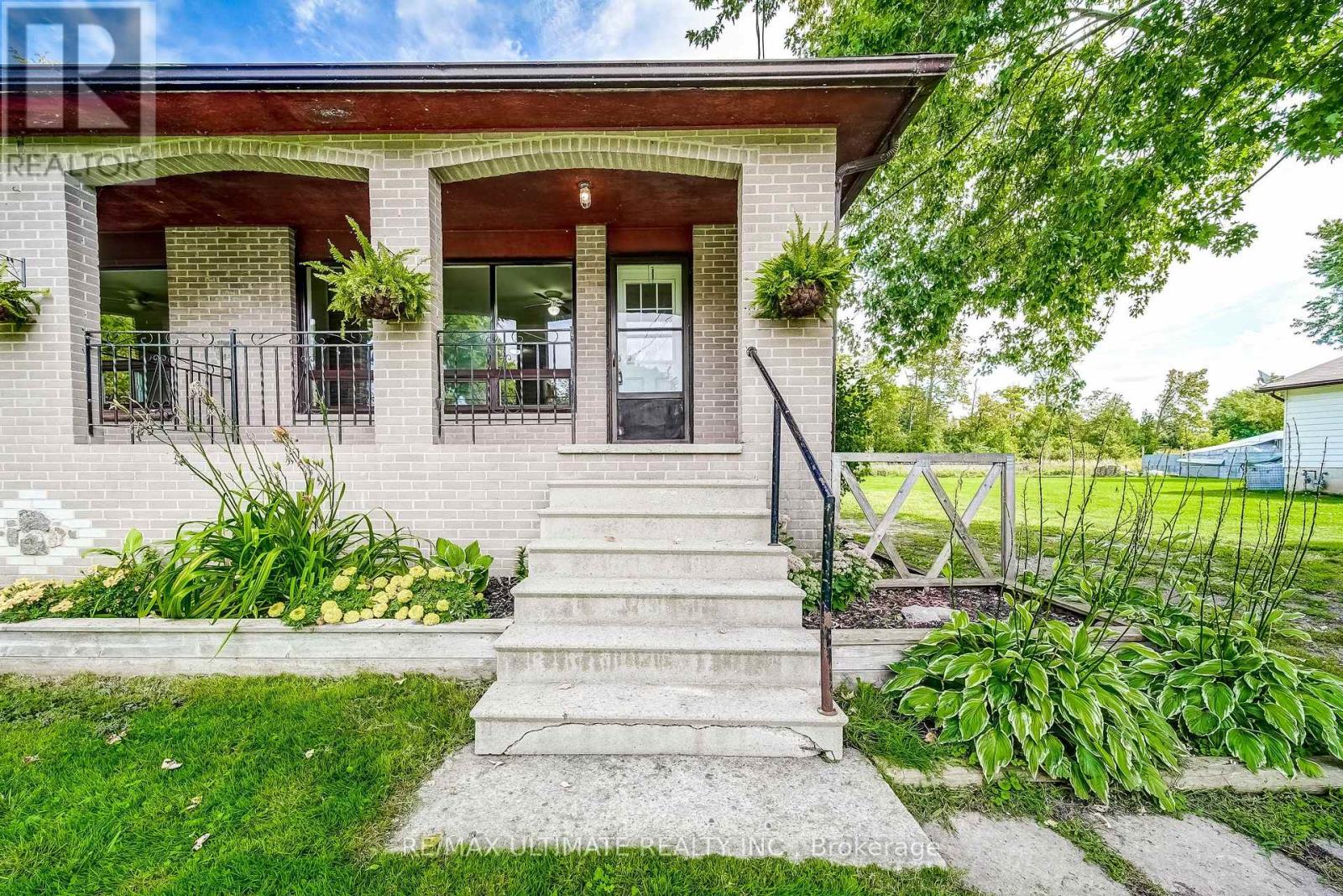 25037 Maple Beach Road, Brock (Beaverton), Ontario  L0K 1A0 - Photo 4 - N12400427