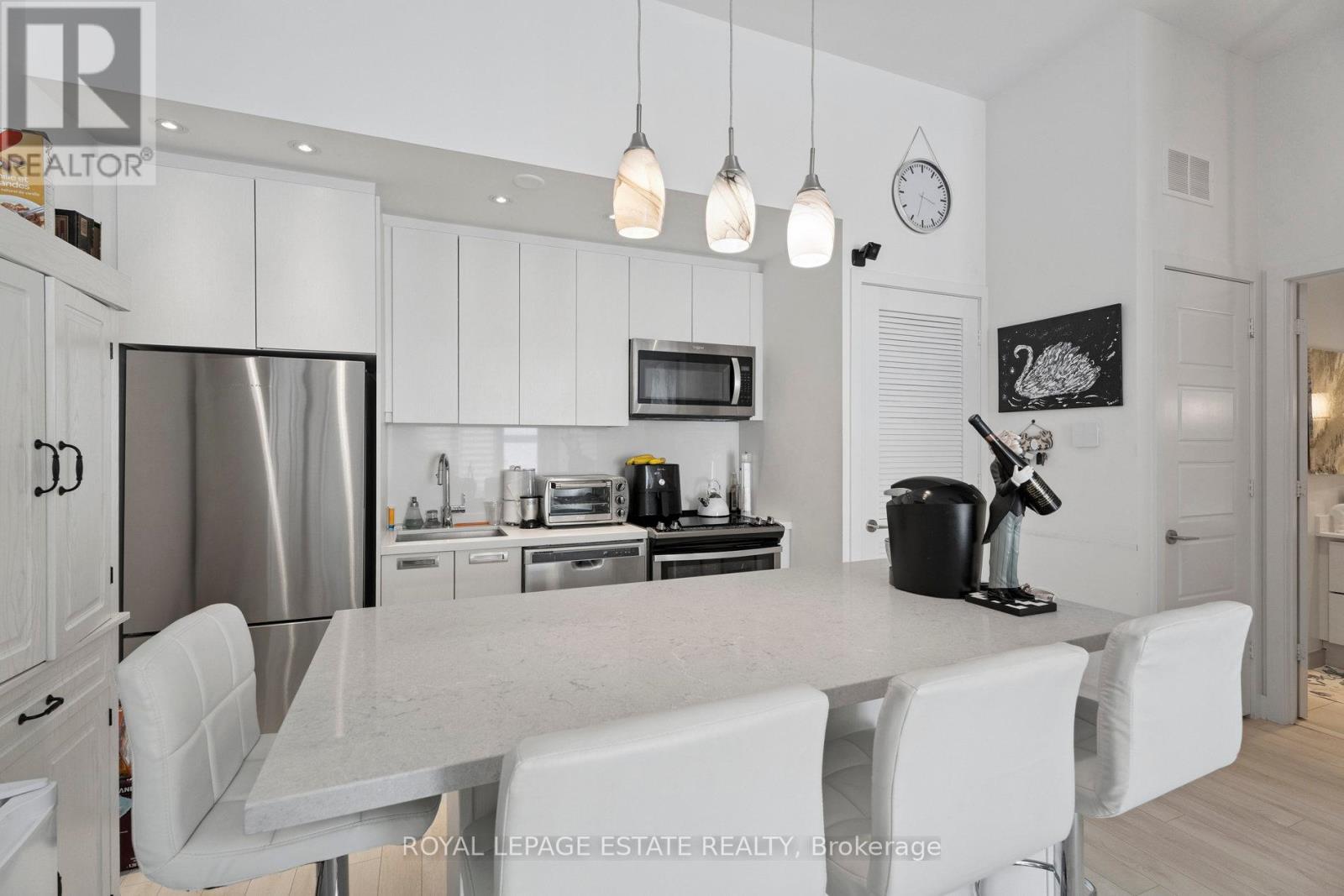 142 - 331 Broward Way, Innisfil, Ontario  L9S 0M7 - Photo 6 - N12400453