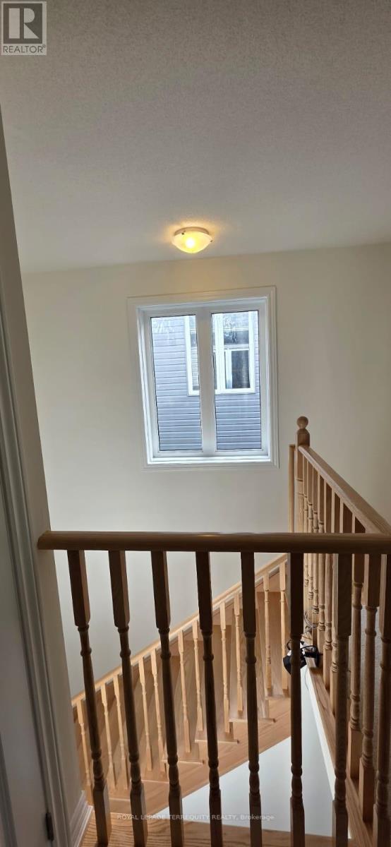 34 Hillcroft Way, Kawartha Lakes, Ontario  K0M 1A0 - Photo 35 - X12395680