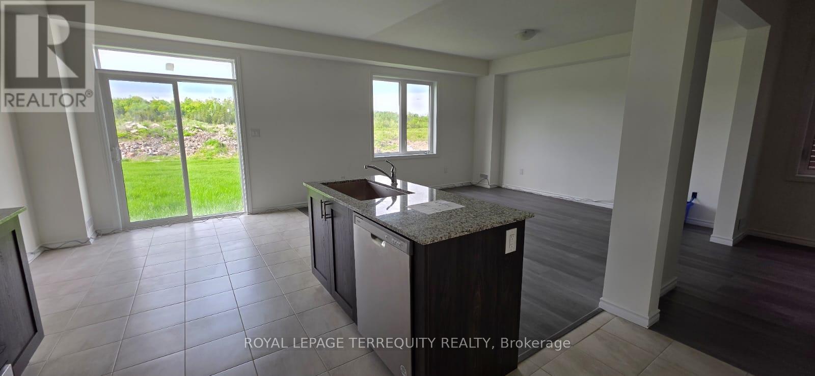34 Hillcroft Way, Kawartha Lakes, Ontario  K0M 1A0 - Photo 13 - X12395680