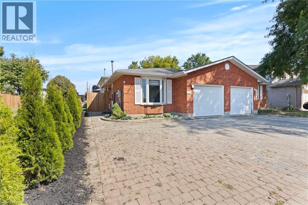 Property at 15 OAK Avenue Unit# a image 3