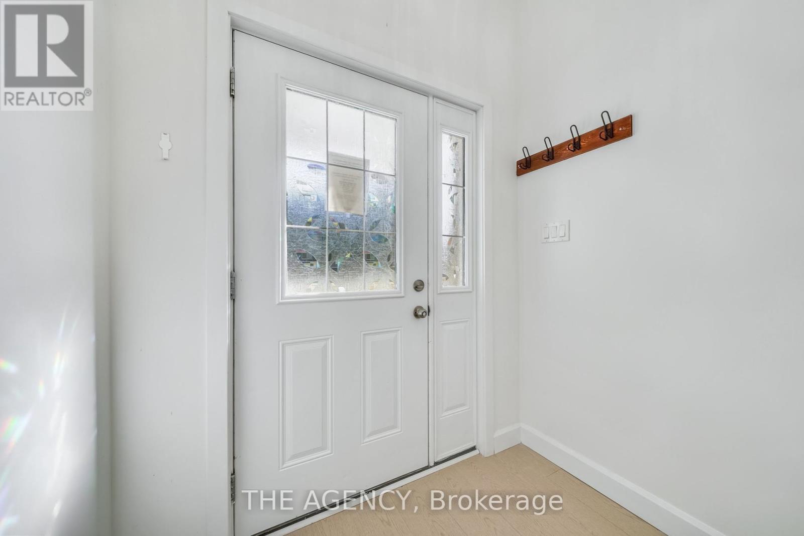 3124 Goldstein Road, Severn, Ontario  L0K 2B0 - Photo 4 - S12400447