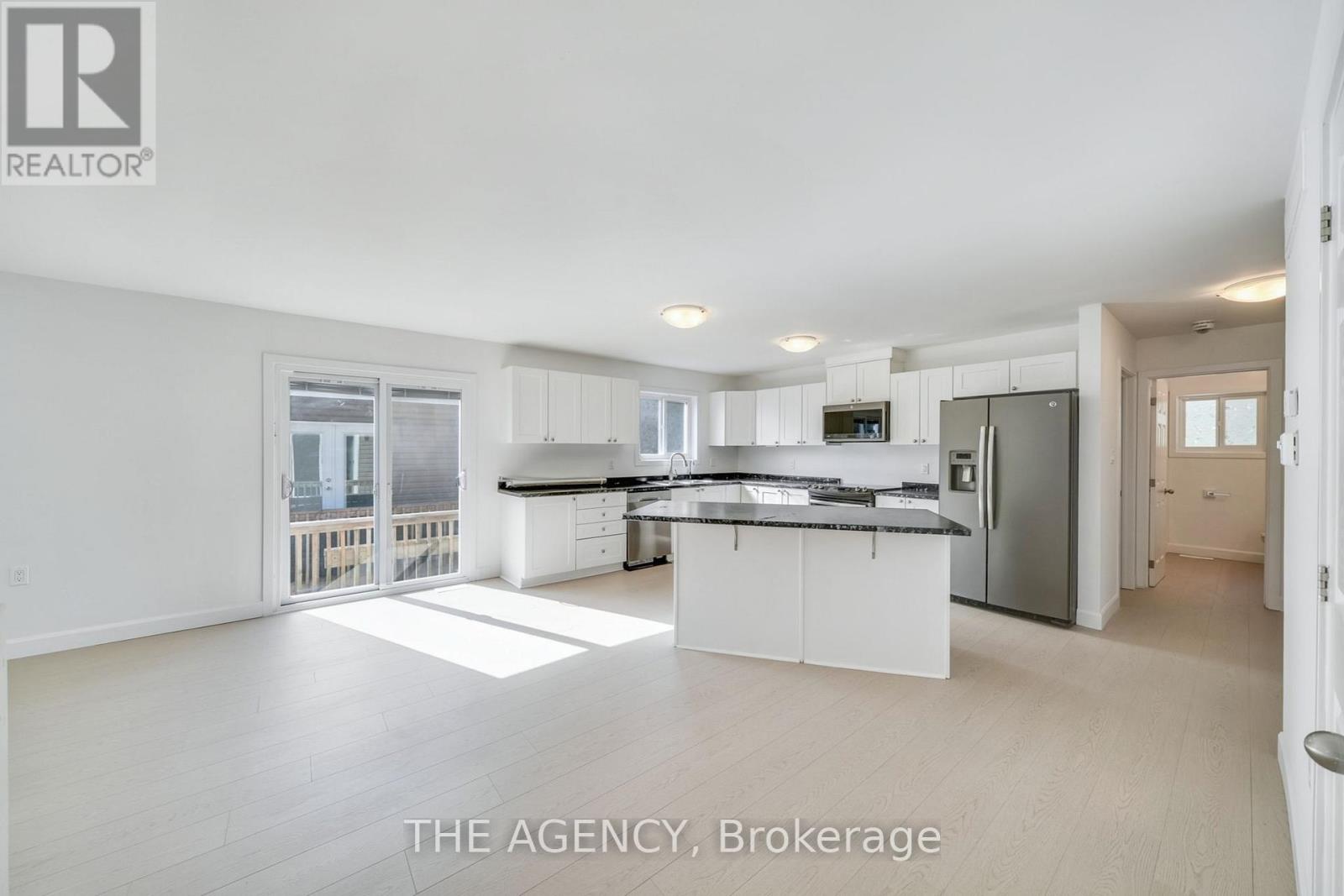 3124 Goldstein Road, Severn, Ontario  L0K 2B0 - Photo 8 - S12400447