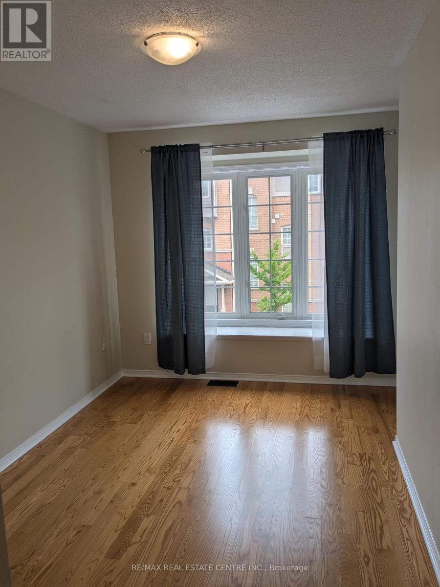 150 - 5030 Heatherleigh Avenue, Mississauga, Ontario  L5V 2G7 - Photo 14 - W12399379
