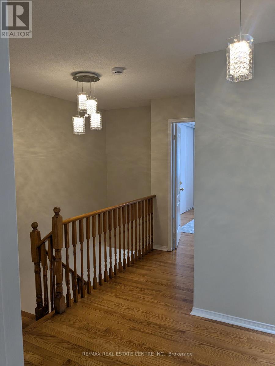 150 - 5030 Heatherleigh Avenue, Mississauga, Ontario  L5V 2G7 - Photo 11 - W12399379