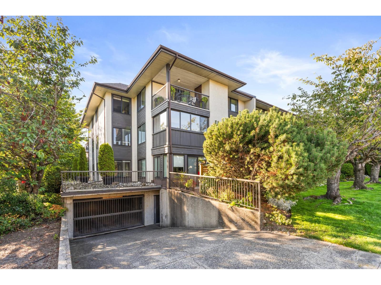 205 1531 Merklin Street, White Rock, British Columbia  V4B 4C6 - Photo 33 - R3046845