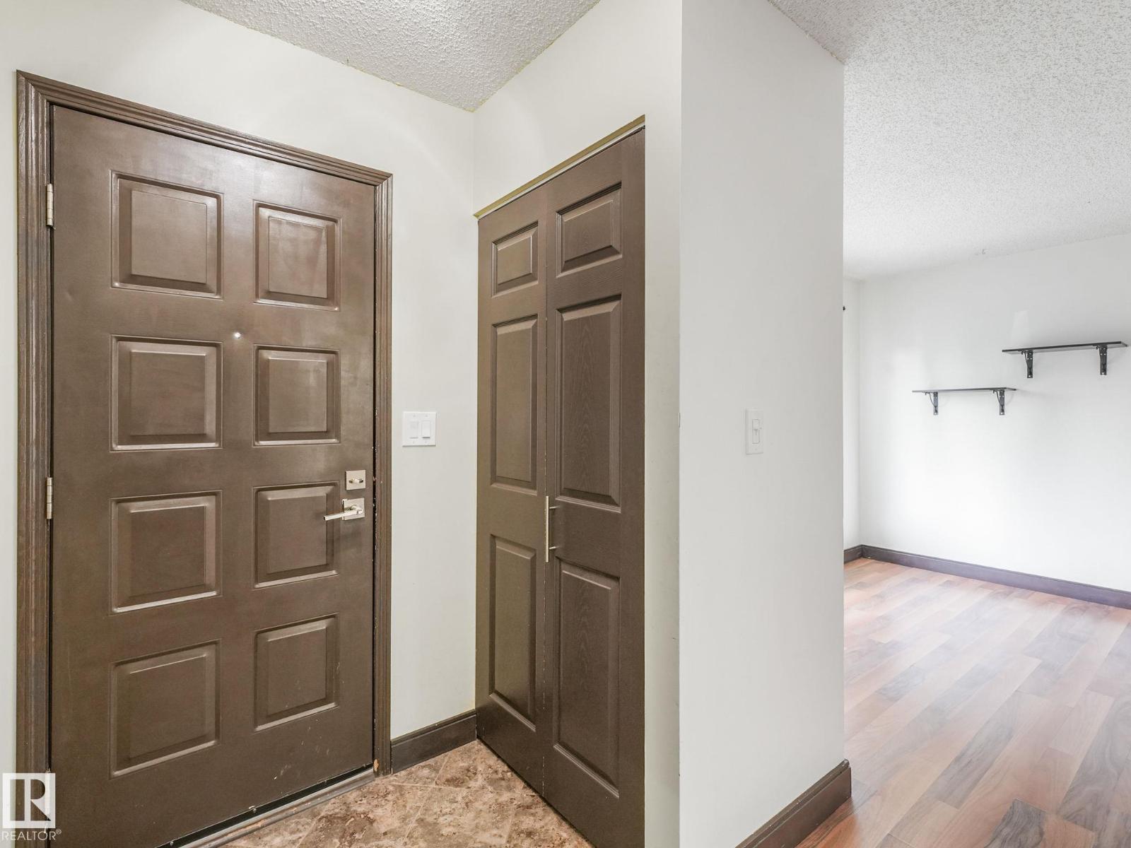 7305 183b St Nw, Edmonton, Alberta  T5T 3Y8 - Photo 5 - E4457510