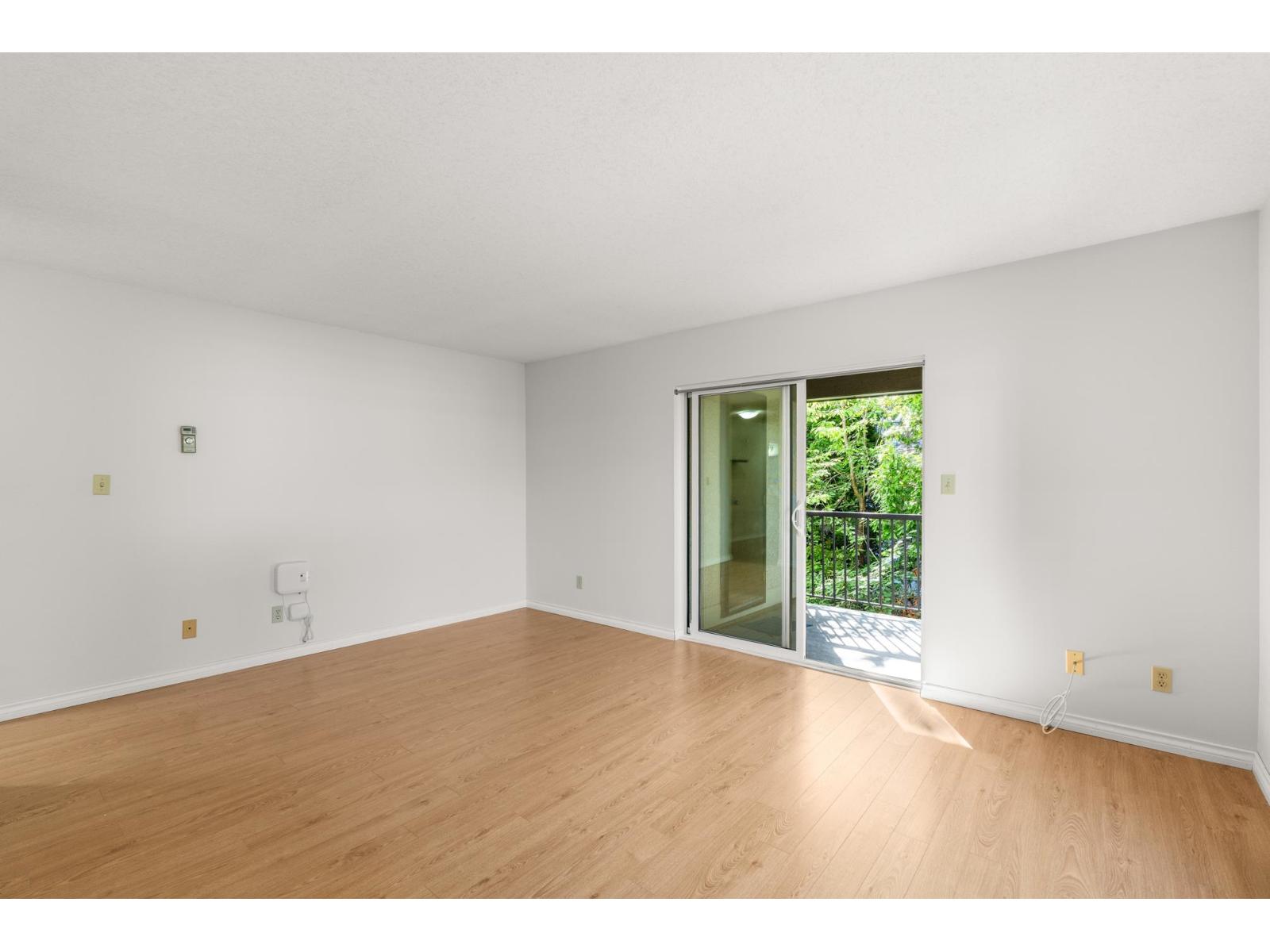 205 1531 Merklin Street, White Rock, British Columbia  V4B 4C6 - Photo 11 - R3046845