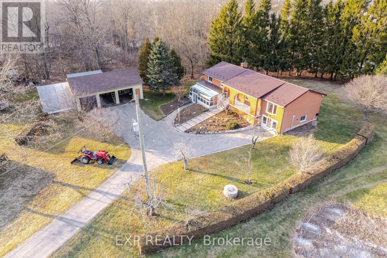 1243 Highway 5 West Highway, Hamilton, Ontario  L9H 5E1 - Photo 2 - X12073615