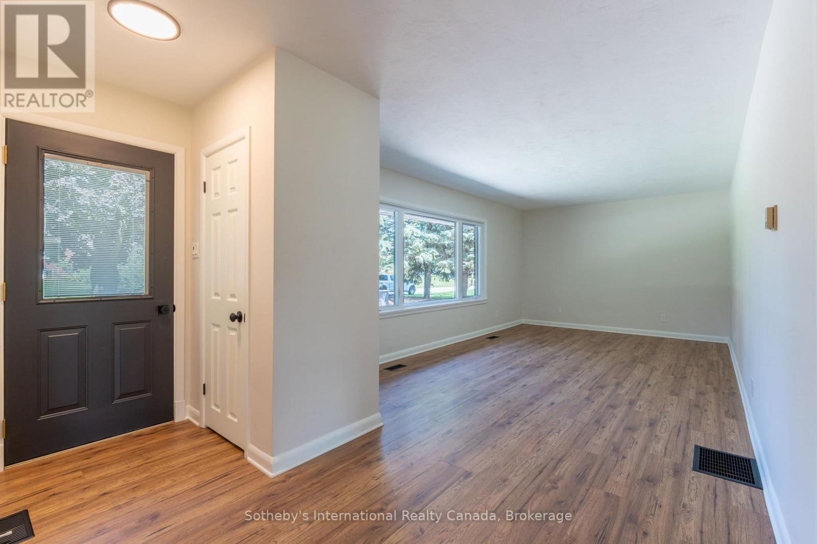 Lorem Ipsum Dolor Sit, Clearview, Ontario  L0M  - Photo 16 - DEMO28855875