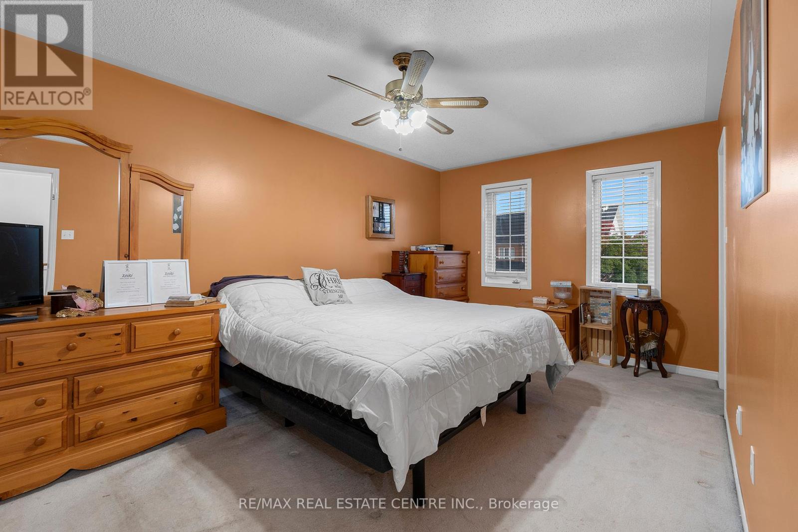 140 Saintsbury Crescent, Brampton, Ontario  L6R 2W4 - Photo 15 - W12400416