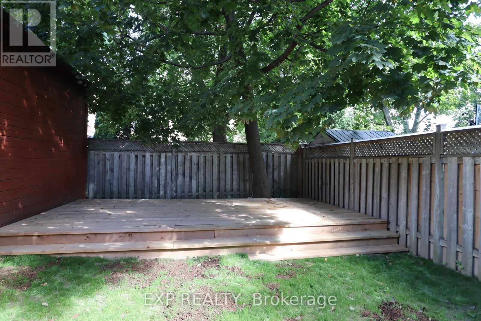342 Eglinton Avenue E, Toronto, Ontario  M4P 1L8 - Photo 15 - C12371194