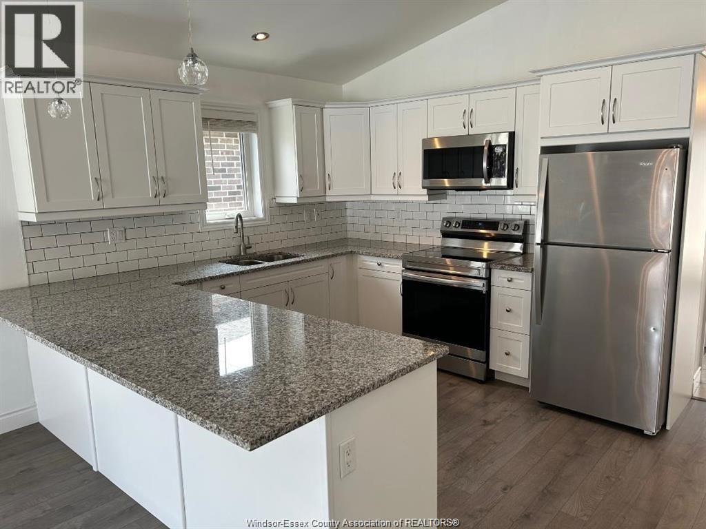 2524 Pillettee Road, Windsor, Ontario  N8T 0B1 - Photo 2 - 25023268