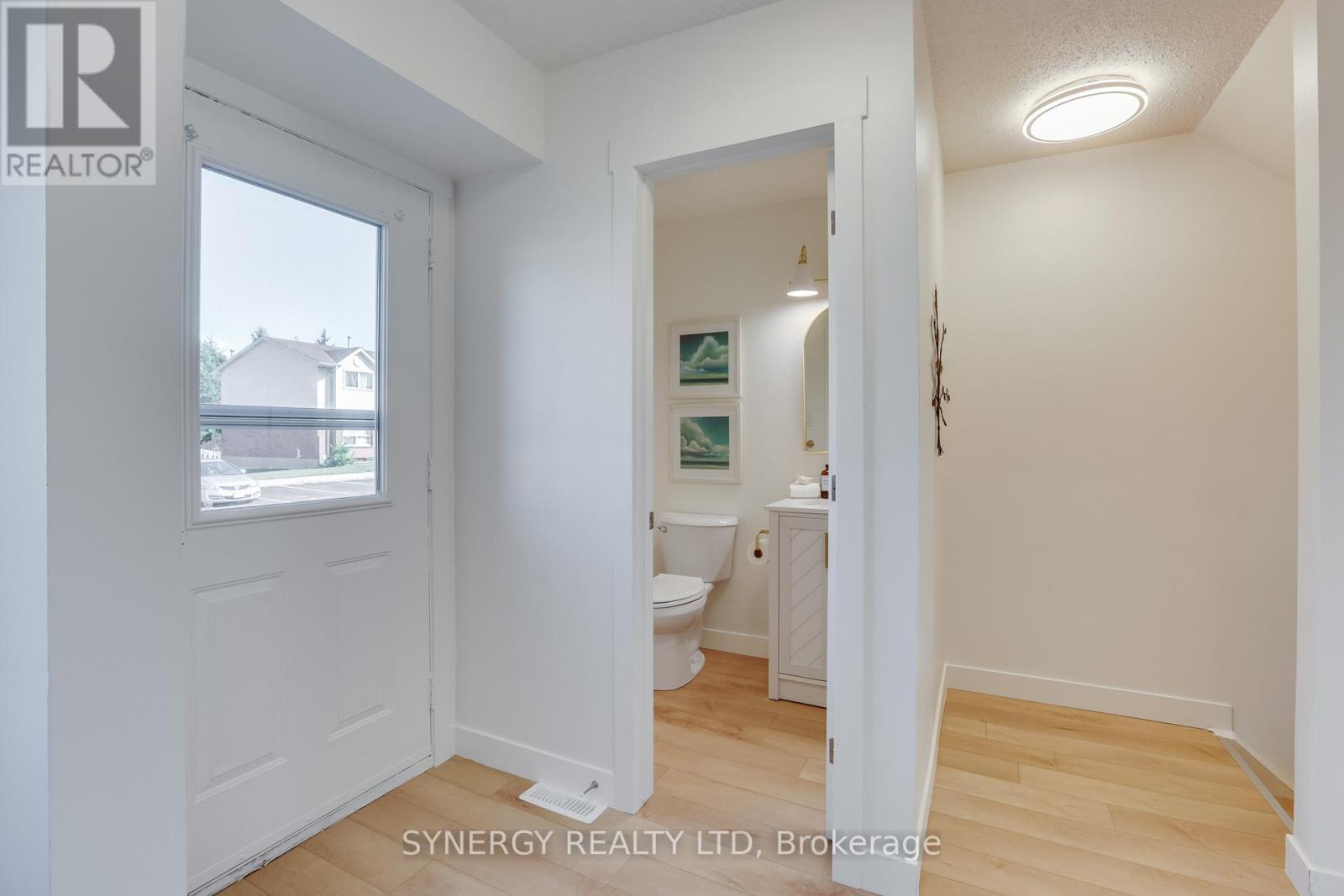 17 - 595 Third Street, London East, Ontario  N5V 4A1 - Photo 3 - X12370085