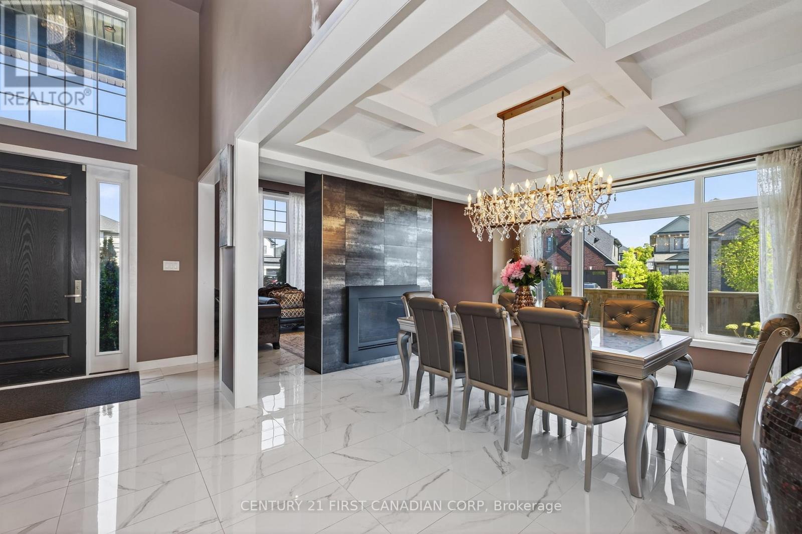 703 Zaifman Circle, London North, Ontario  N5X 0M8 - Photo 6 - X12400467