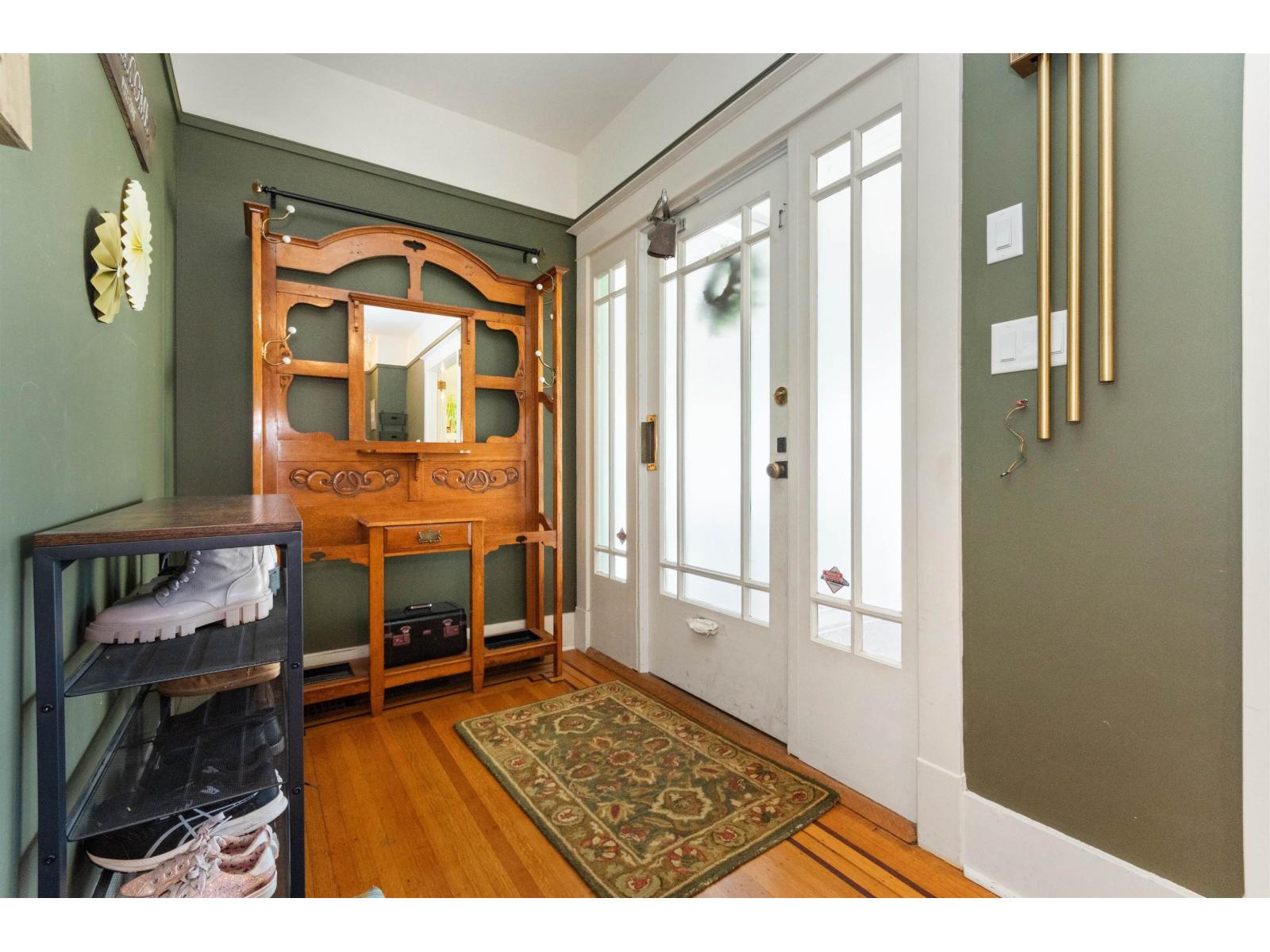 46028 First Avenue, Chilliwack Downtown, Chilliwack, British Columbia  V2P 1W1 - Photo 5 - R3045956