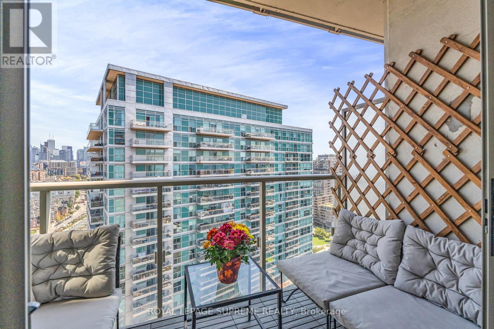 2305 - 125 Western Battery Road, Toronto, Ontario  M6K 3R8 - Photo 28 - C12400222