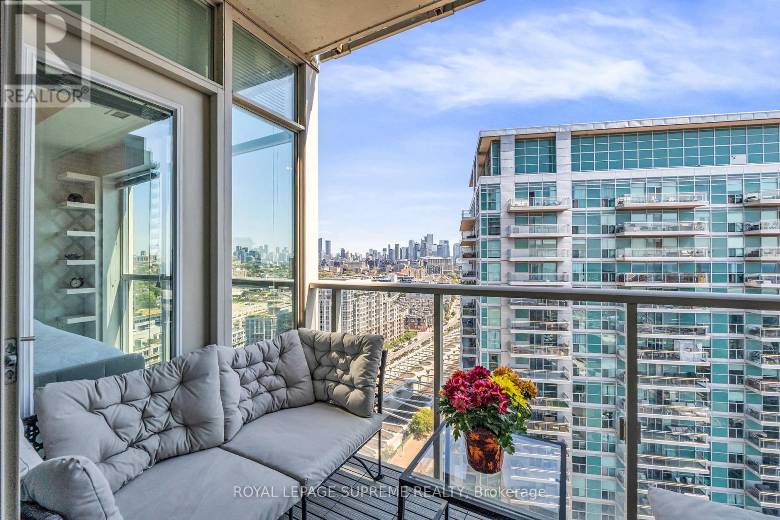 2305 - 125 Western Battery Road, Toronto, Ontario  M6K 3R8 - Photo 27 - C12400222