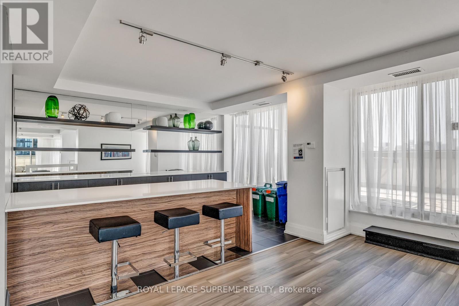 2305 - 125 Western Battery Road, Toronto, Ontario  M6K 3R8 - Photo 39 - C12400222