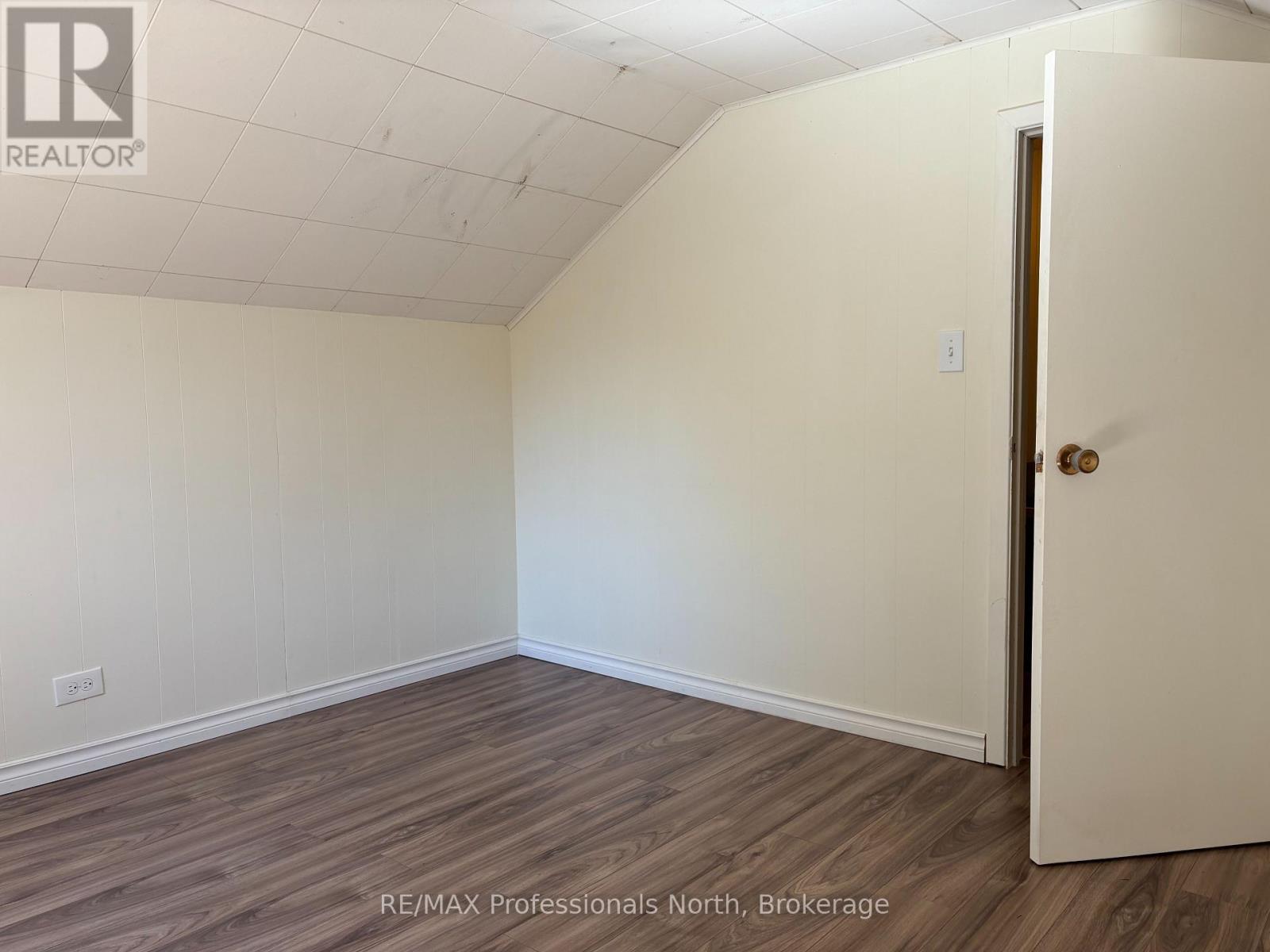 2 South Fetterly Street, Huntsville, Ontario  P1H 1K7 - Photo 13 - X12399188