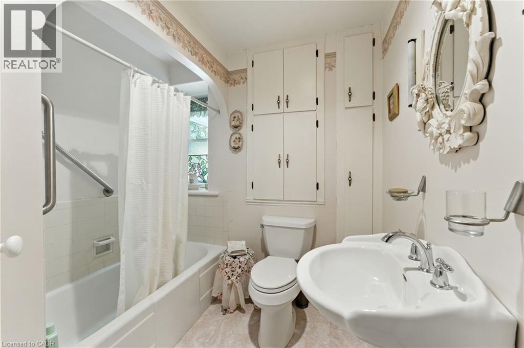 561 7th Concession Road E, Flamborough, Ontario  L8B 1T8 - Photo 22 - 40768843