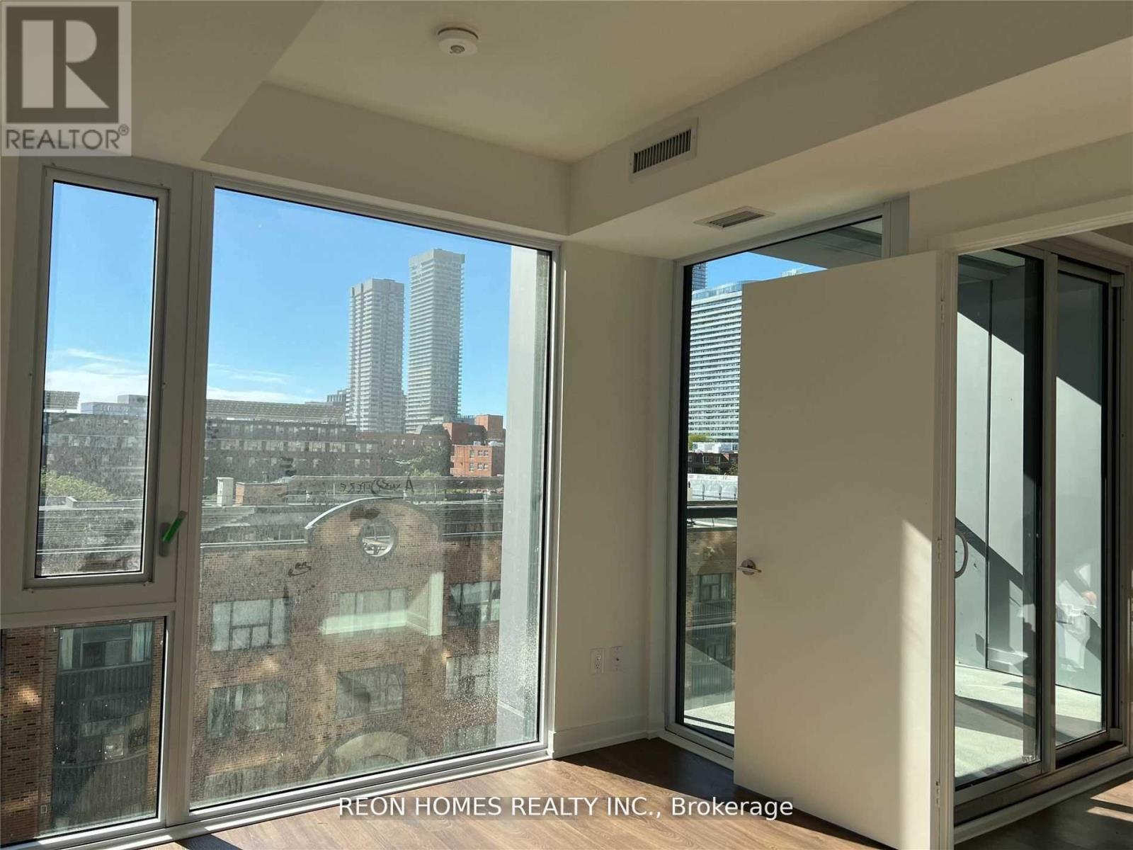 520 - 158 Front Street E, Toronto, Ontario  M5A 0K9 - Photo 13 - C12400502