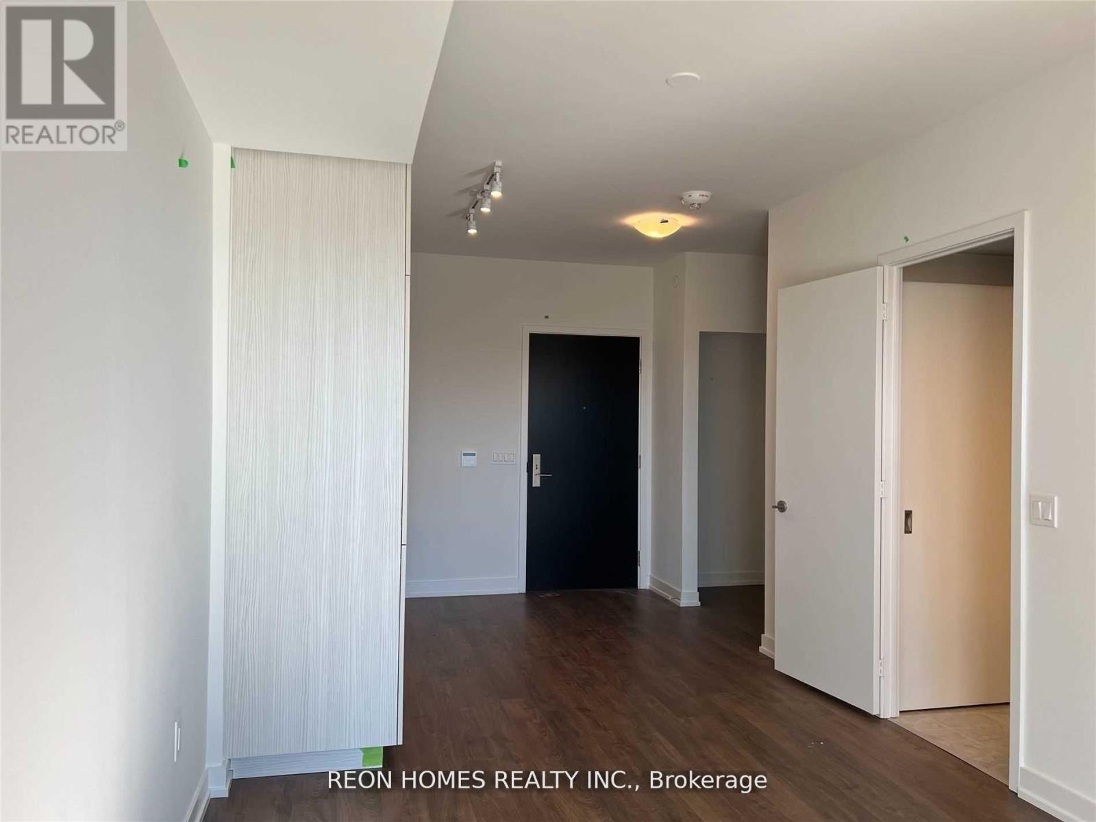 520 - 158 Front Street E, Toronto, Ontario  M5A 0K9 - Photo 6 - C12400502