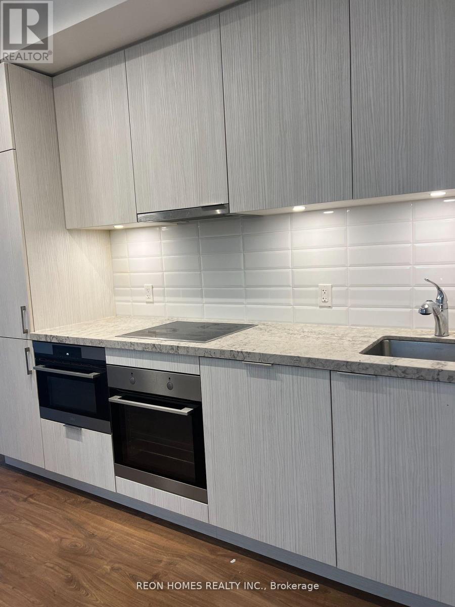 520 - 158 Front Street E, Toronto, Ontario  M5A 0K9 - Photo 9 - C12400502