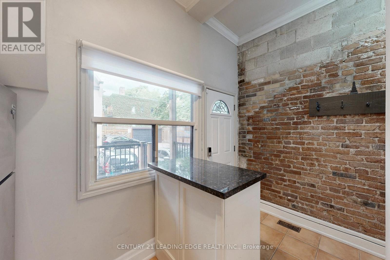 4 - 364 Dundas Street E, Toronto, Ontario  M5A 2A3 - Photo 21 - C12400538