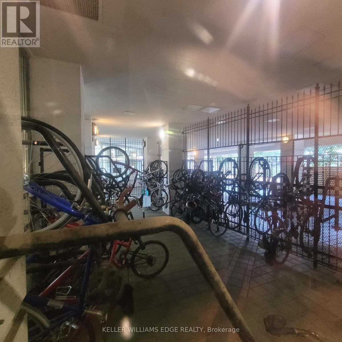 2203 - 228 Queens Quay W, Toronto, Ontario  M5J 2X1 - Photo 14 - C12400550