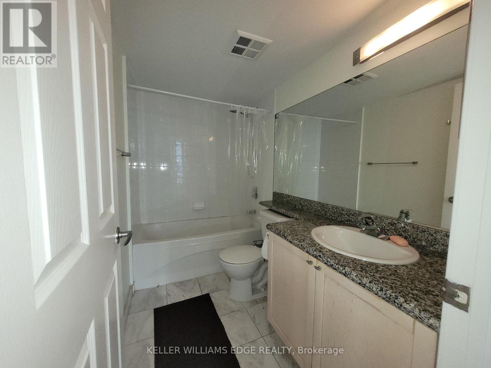 2203 - 228 Queens Quay W, Toronto, Ontario  M5J 2X1 - Photo 8 - C12400550