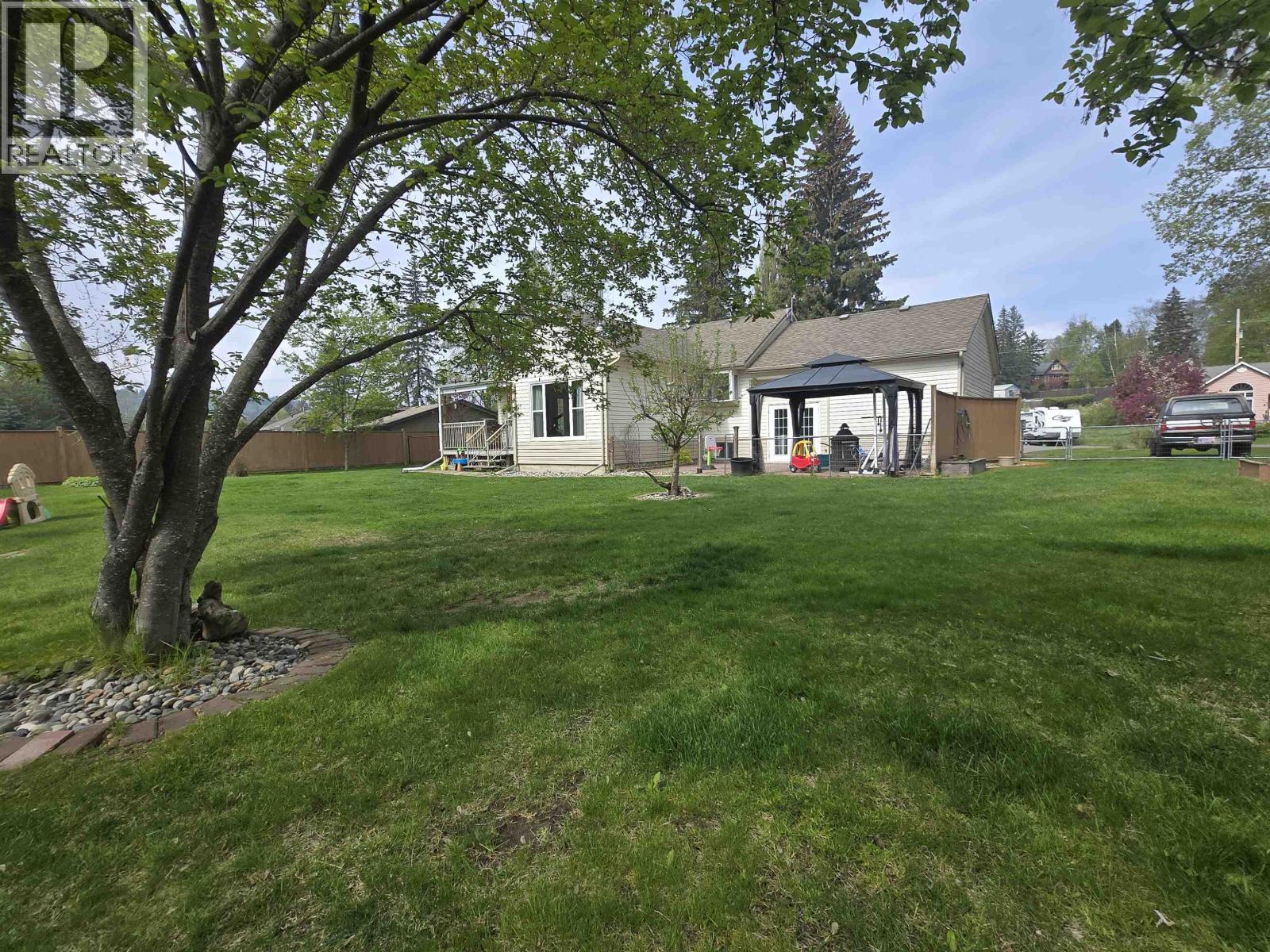 1384 MOFFAT AVENUE, Quesnel, British Columbia