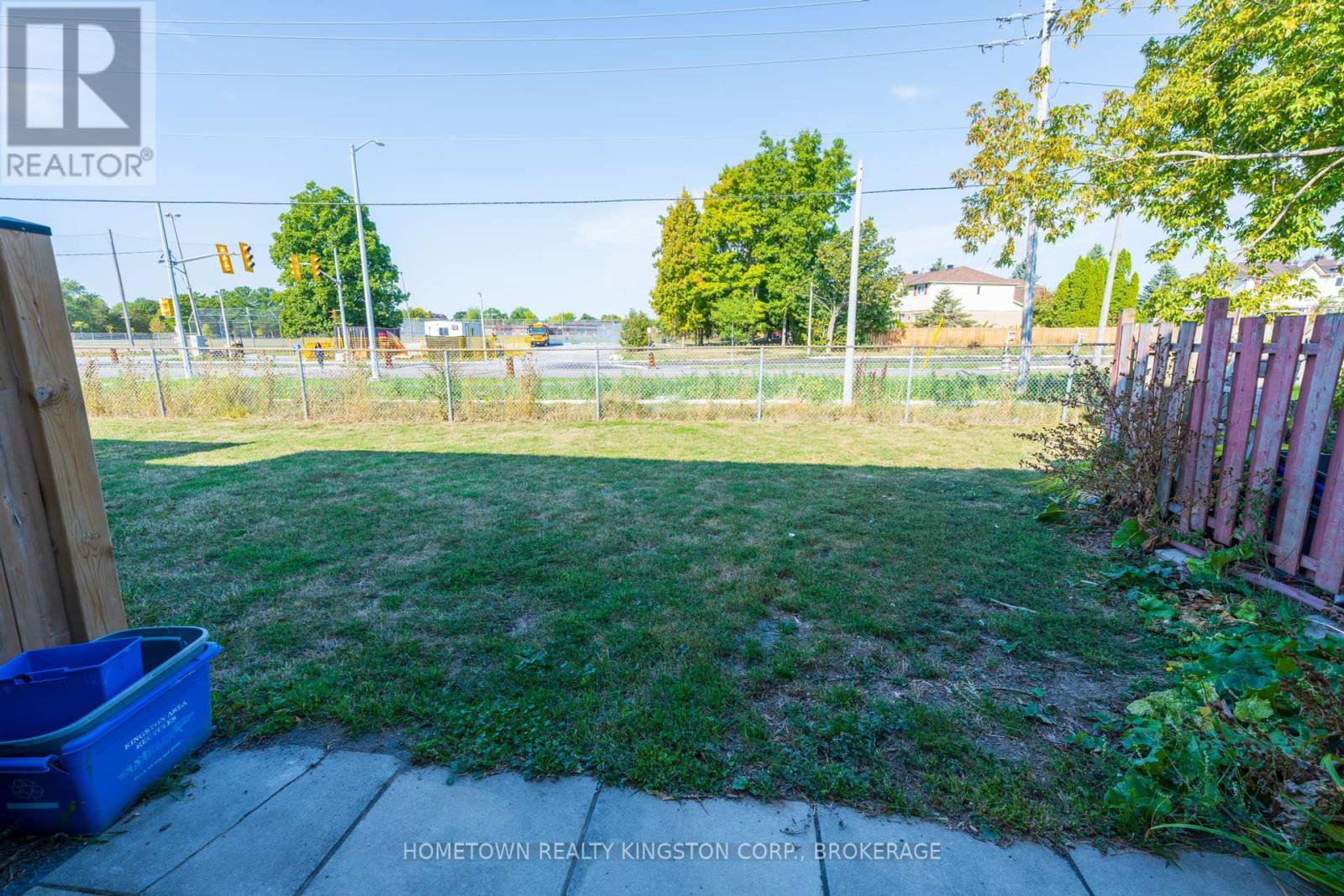 983 Oakview Avenue, Kingston, Ontario  K7M 6W9 - Photo 25 - X12400642