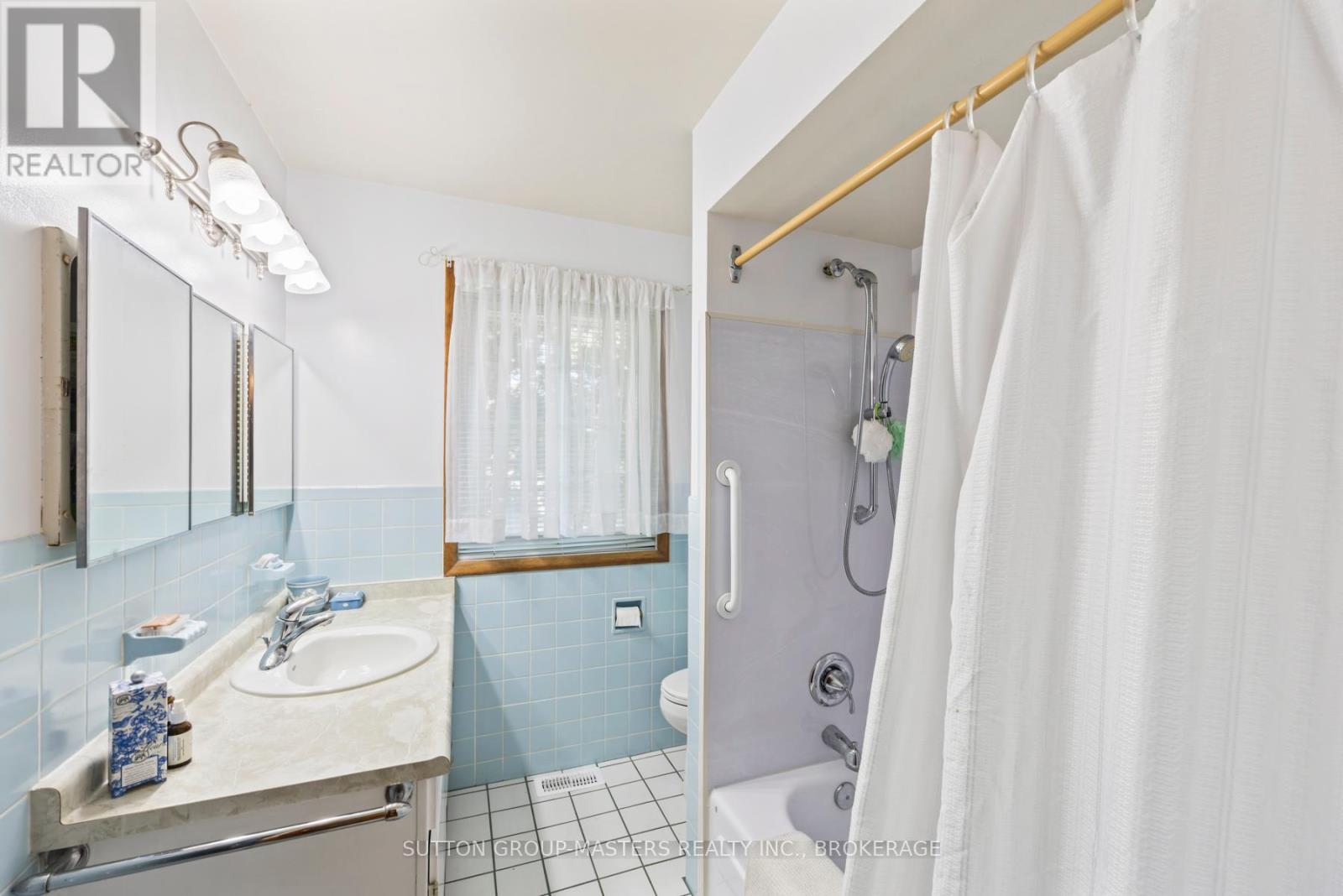 396 Roosevelt Drive, Kingston (City Southwest), Ontario  K7M 4A7 - Photo 44 - X12400654