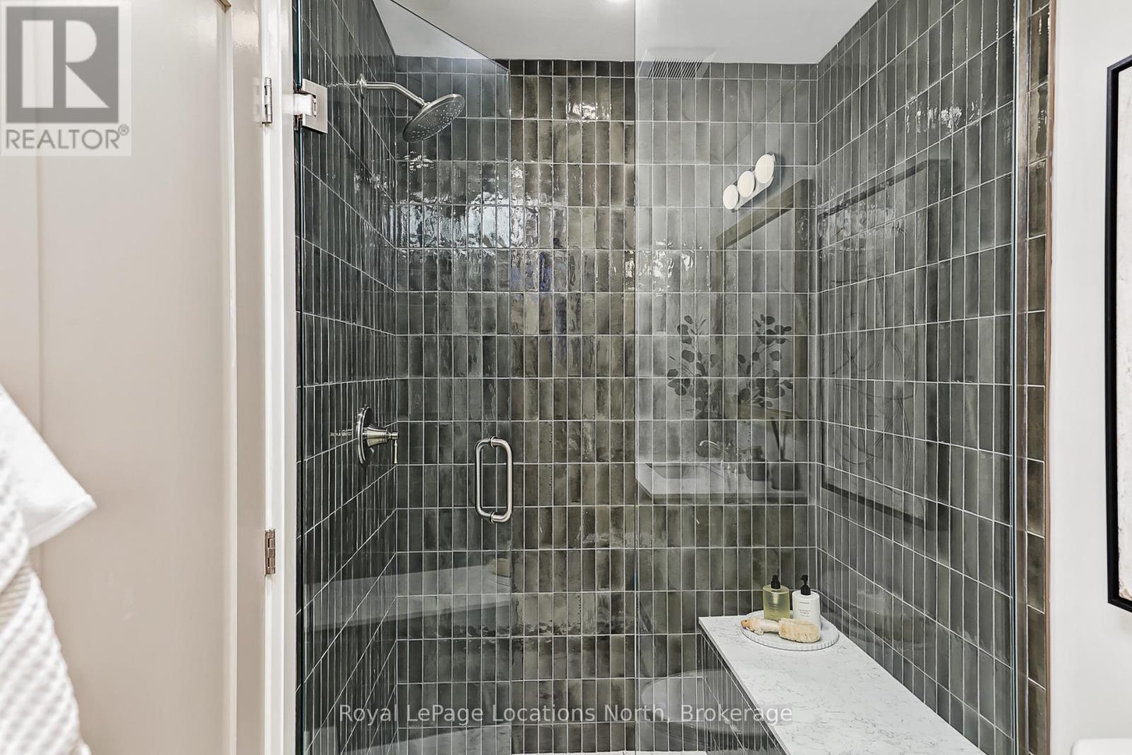 23 - 117 Sladden Court, Blue Mountains, Ontario  N0H 2P0 - Photo 8 - X12400678