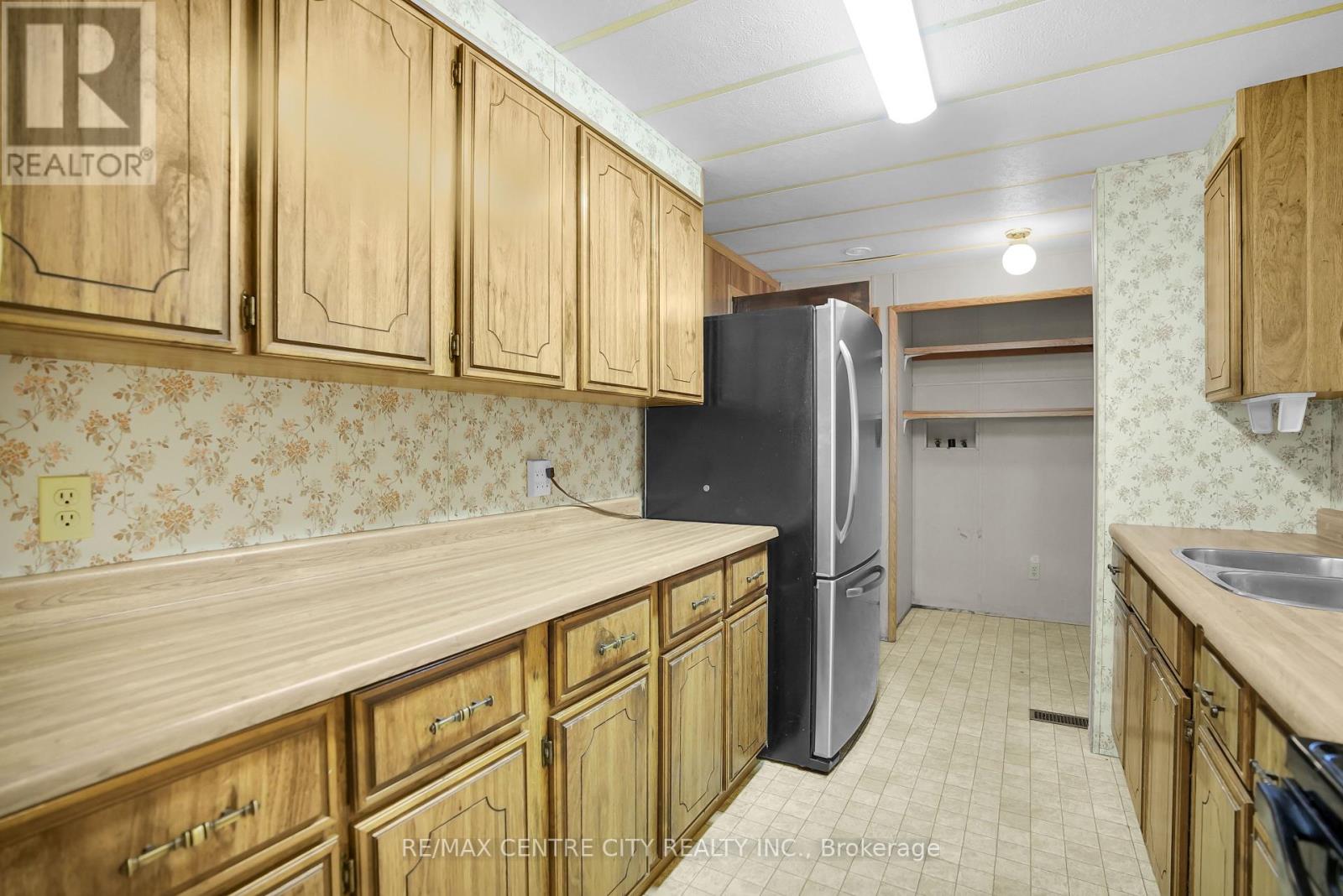 87 - 198 Springbank Drive, London South, Ontario  N6J 1G1 - Photo 15 - X12400671