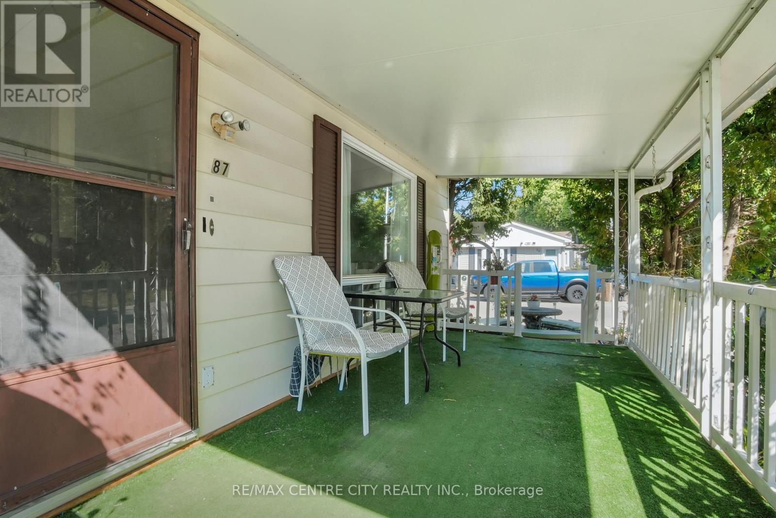 87 - 198 Springbank Drive, London South, Ontario  N6J 1G1 - Photo 8 - X12400671