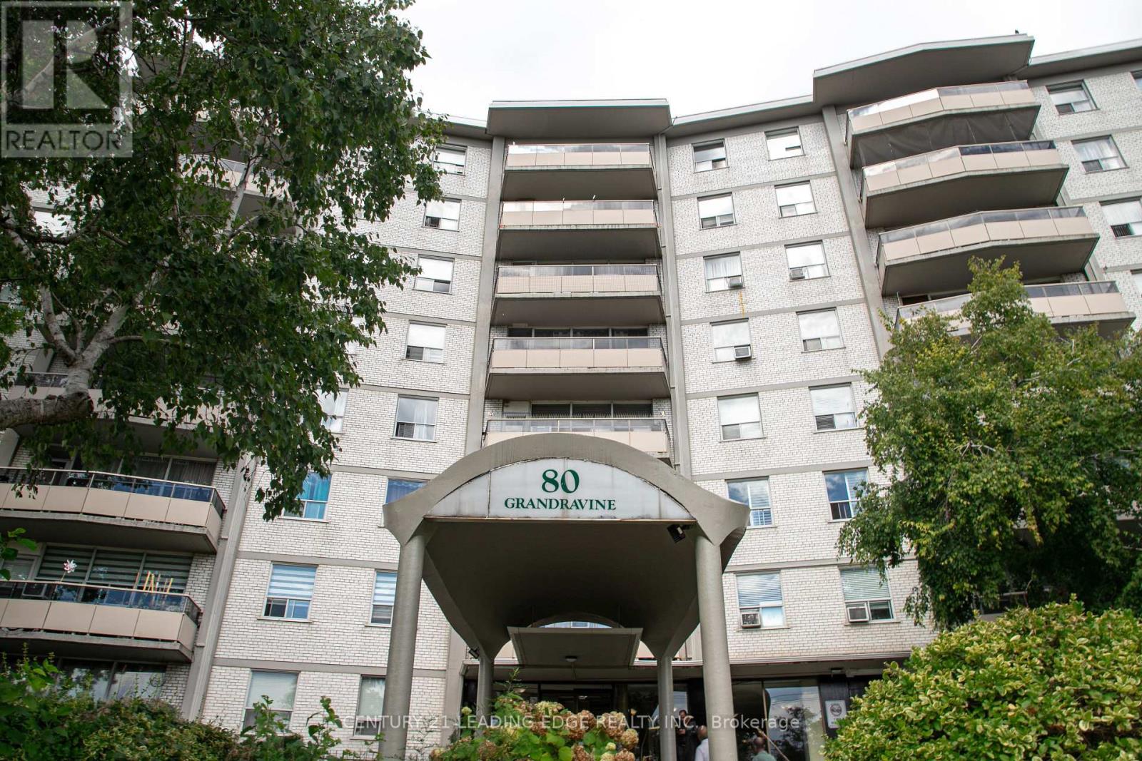 917 - 80 Grandravine Drive, Toronto, Ontario  M3J 1B2 - Photo 3 - W12389002