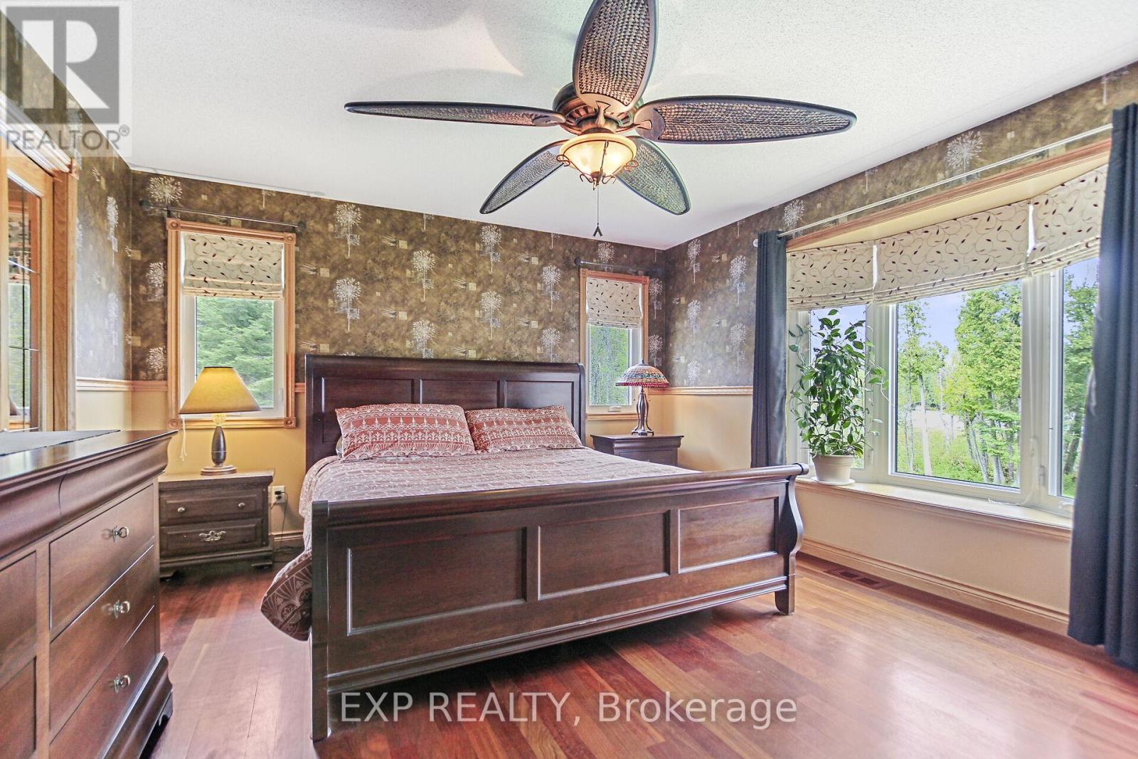 2186 Clyde Lake Road, Lanark Highlands, Ontario  K0G 1K0 - Photo 11 - X12400673