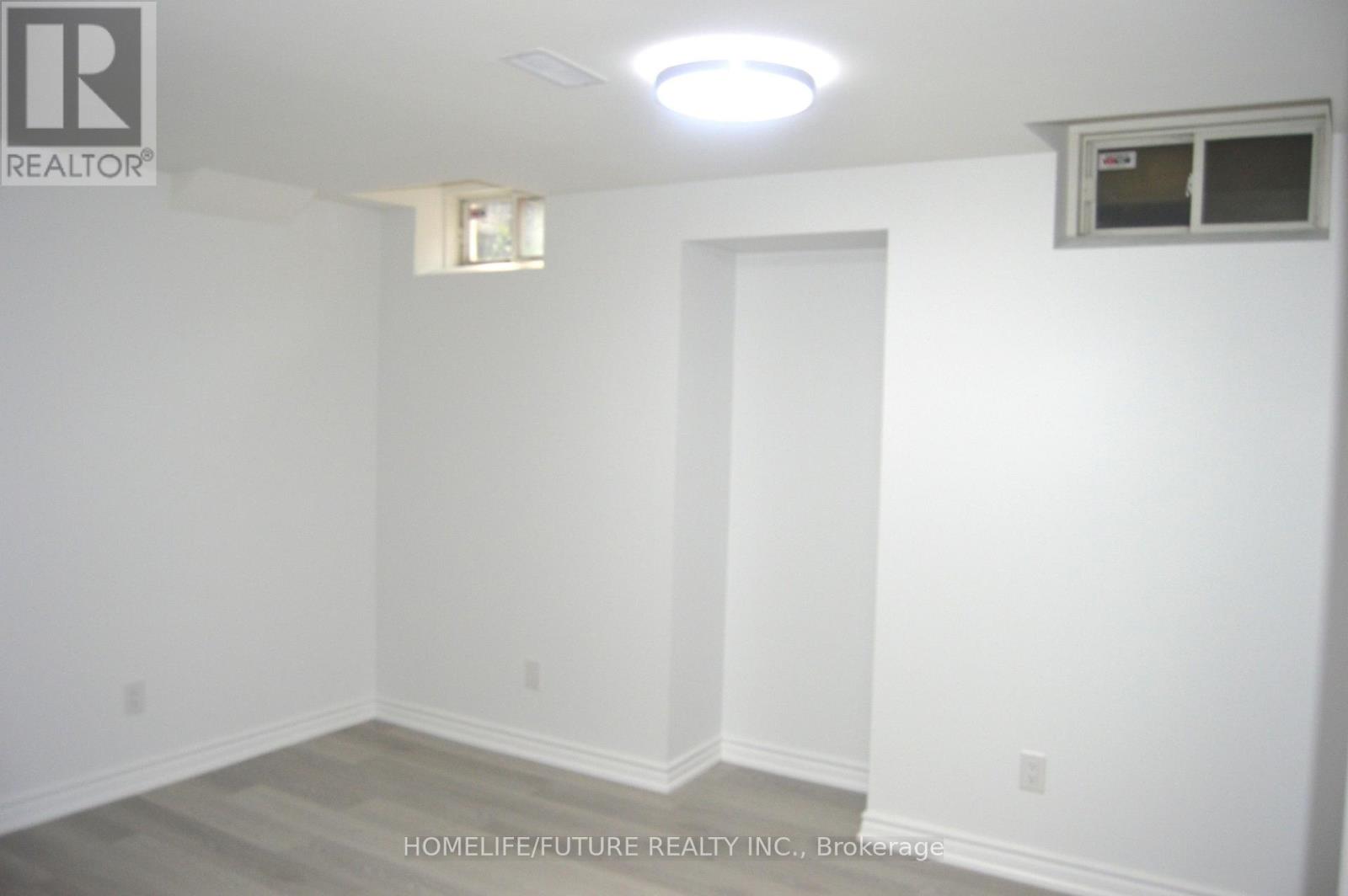 Bsmt - 10 Rizal Avenue, Markham, Ontario  L6B 0G8 - Photo 4 - N12400599