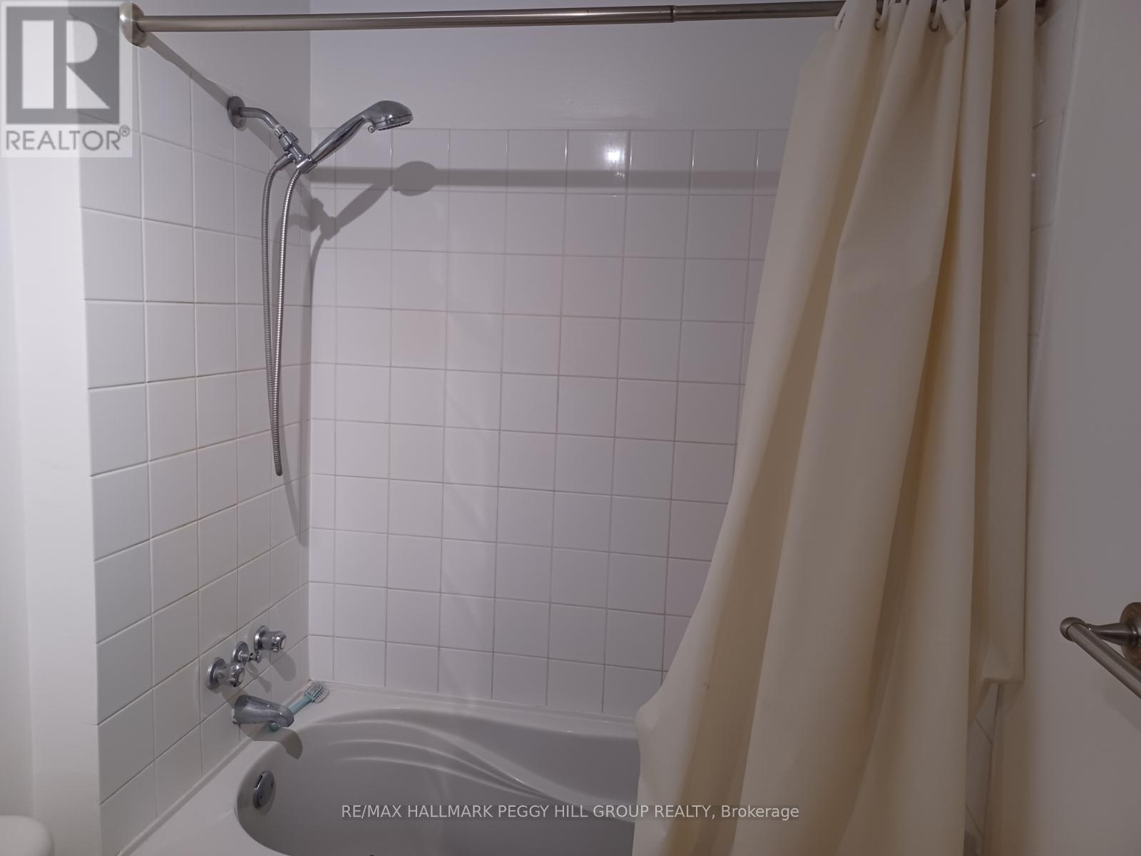 7 - 21 Evergreen Court, Barrie, Ontario  L4N 6W8 - Photo 11 - S12400465