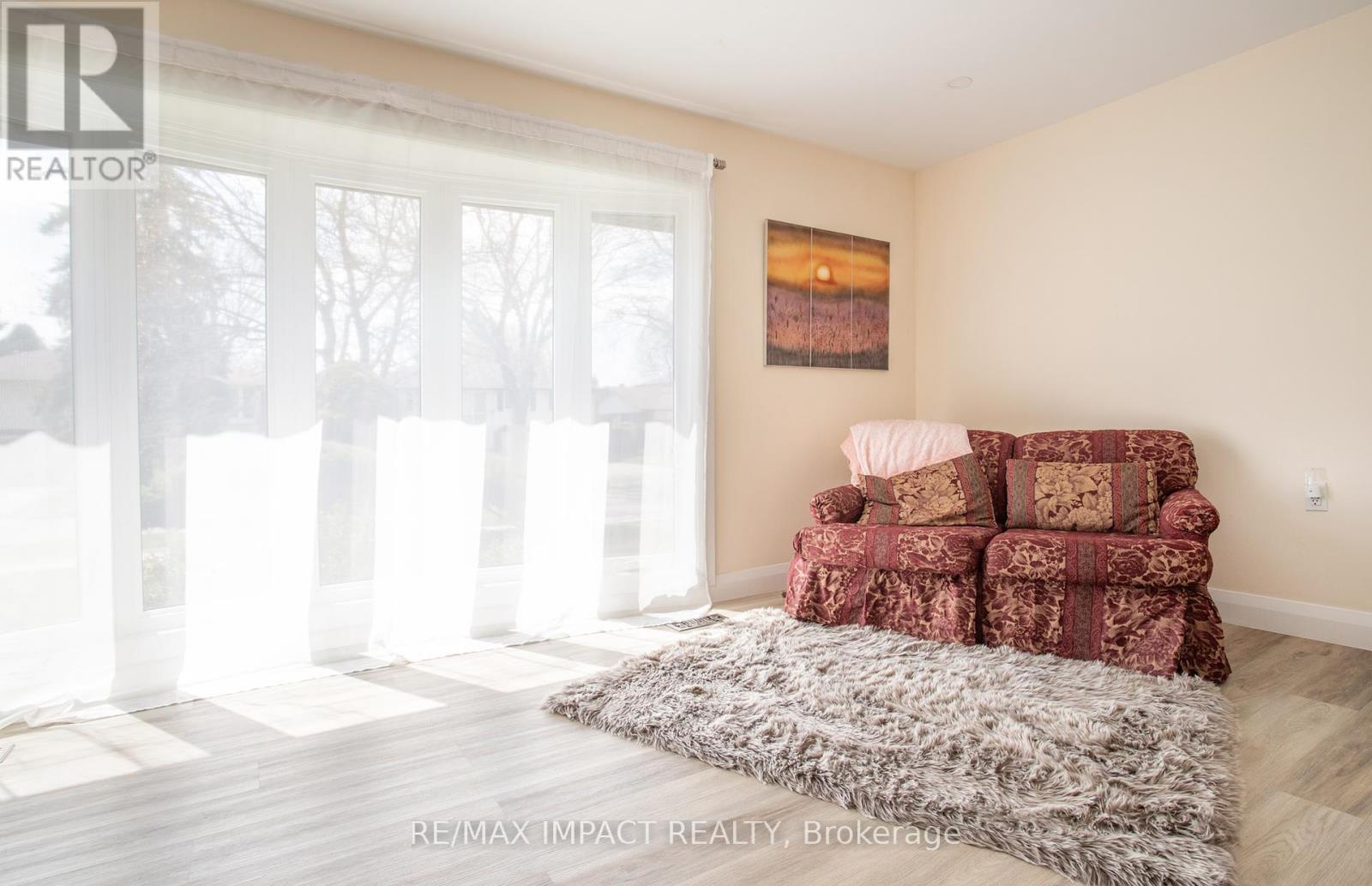 214 Marigold Avenue, Oshawa, Ontario  L1G 3G3 - Photo 18 - E12400626