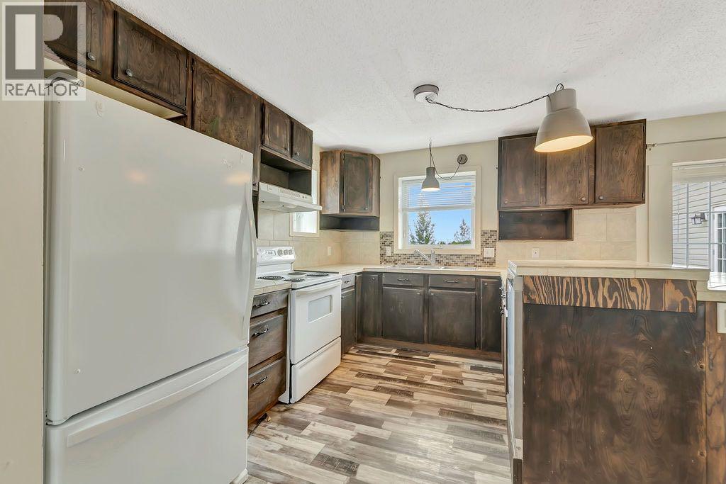 4th Street E /76 Ross Avenue, Lashburn, Saskatchewan  S0M 1H0 - Photo 22 - A2232657
